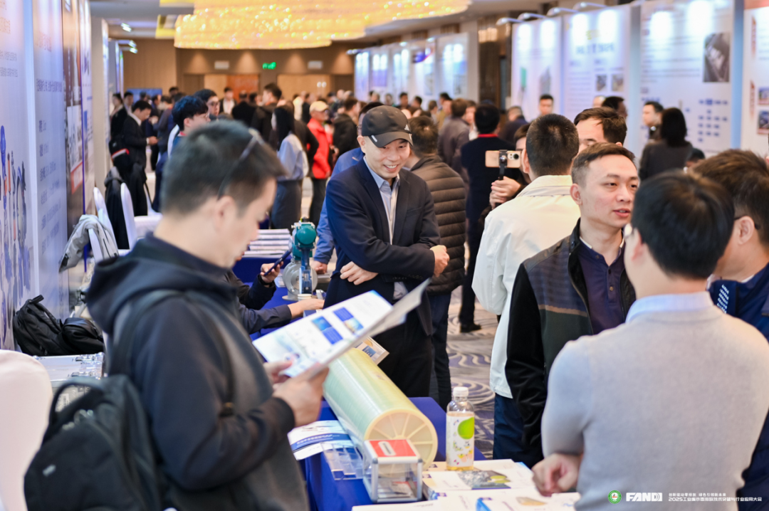 嘉戎技術(shù)展位現(xiàn)場(chǎng) 嘉戎技術(shù)展位現(xiàn)場(chǎng)